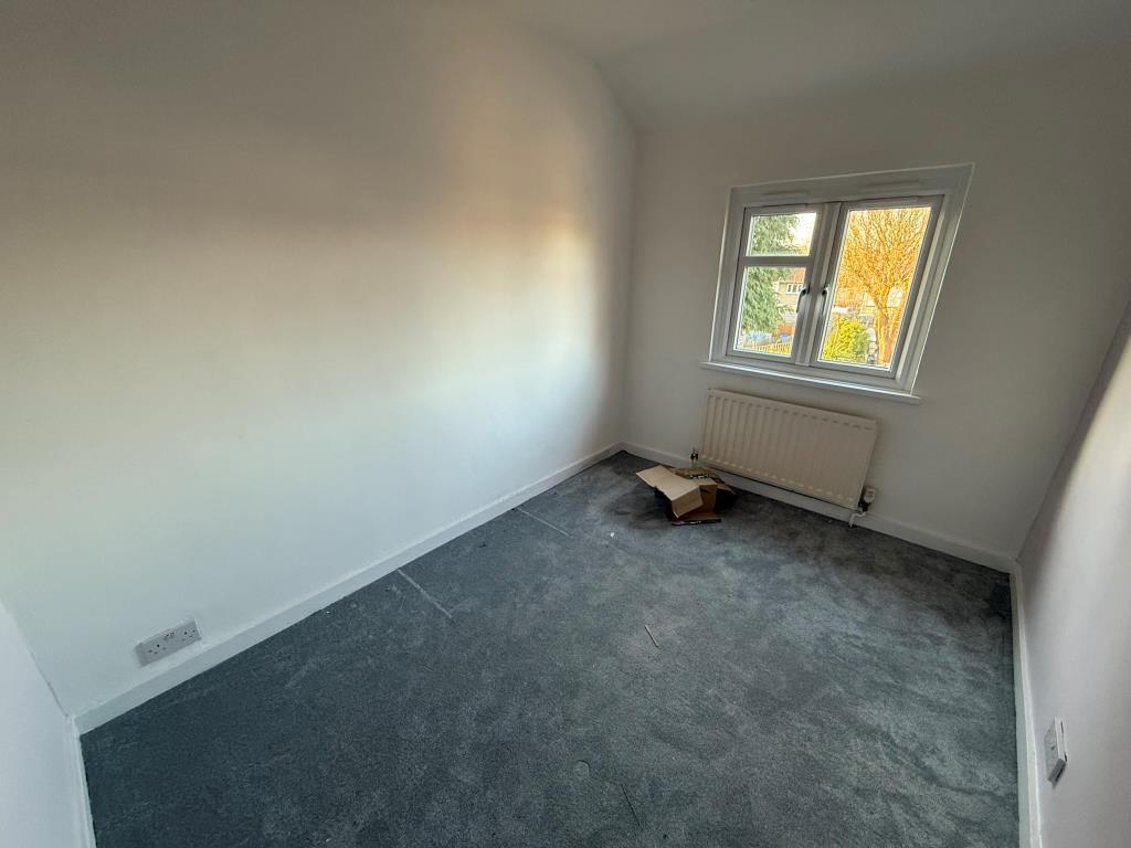 Lot: 161 - HOUSE IN NEED OF IMPROVEMENT - Bedroom two